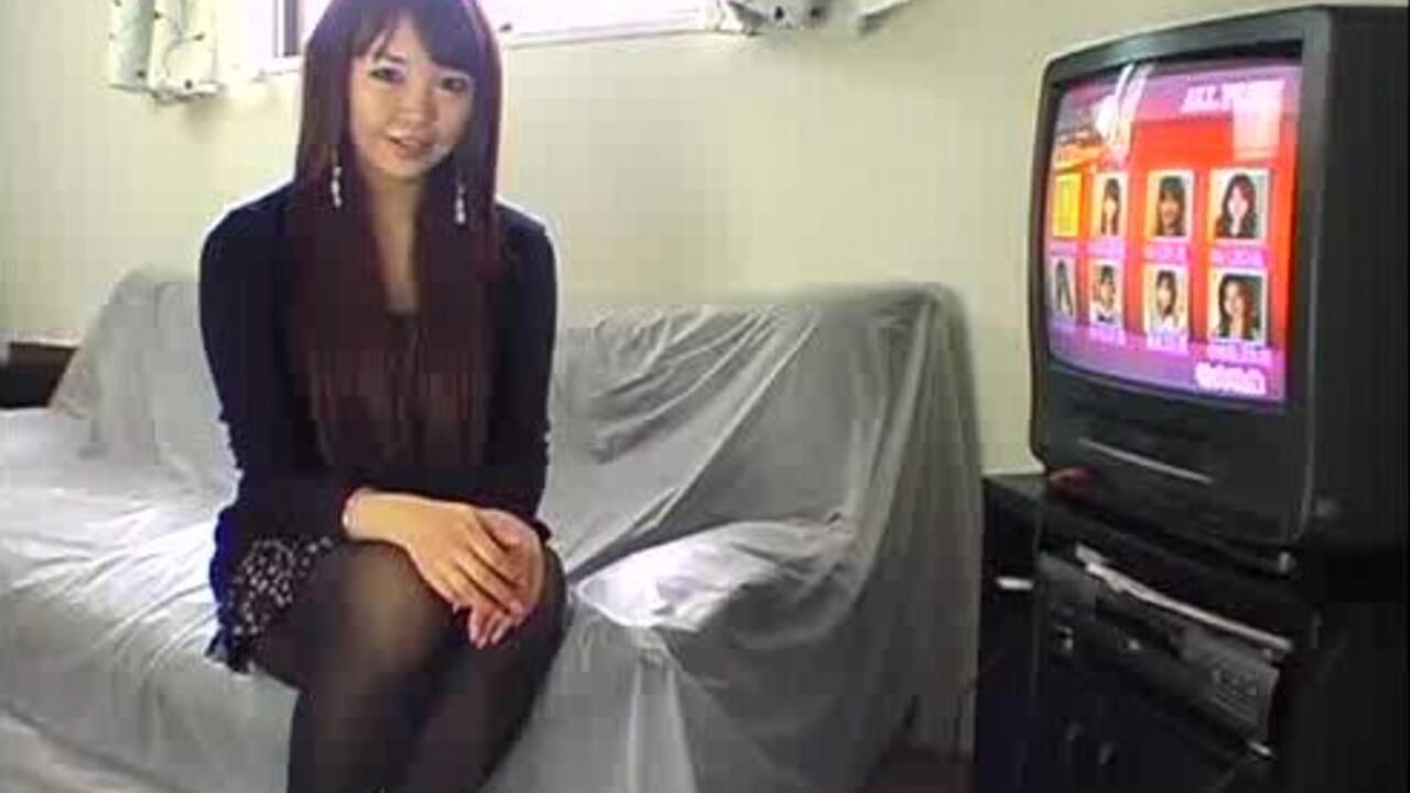 Watch this scat-loving slut take a dildo instead of a condom