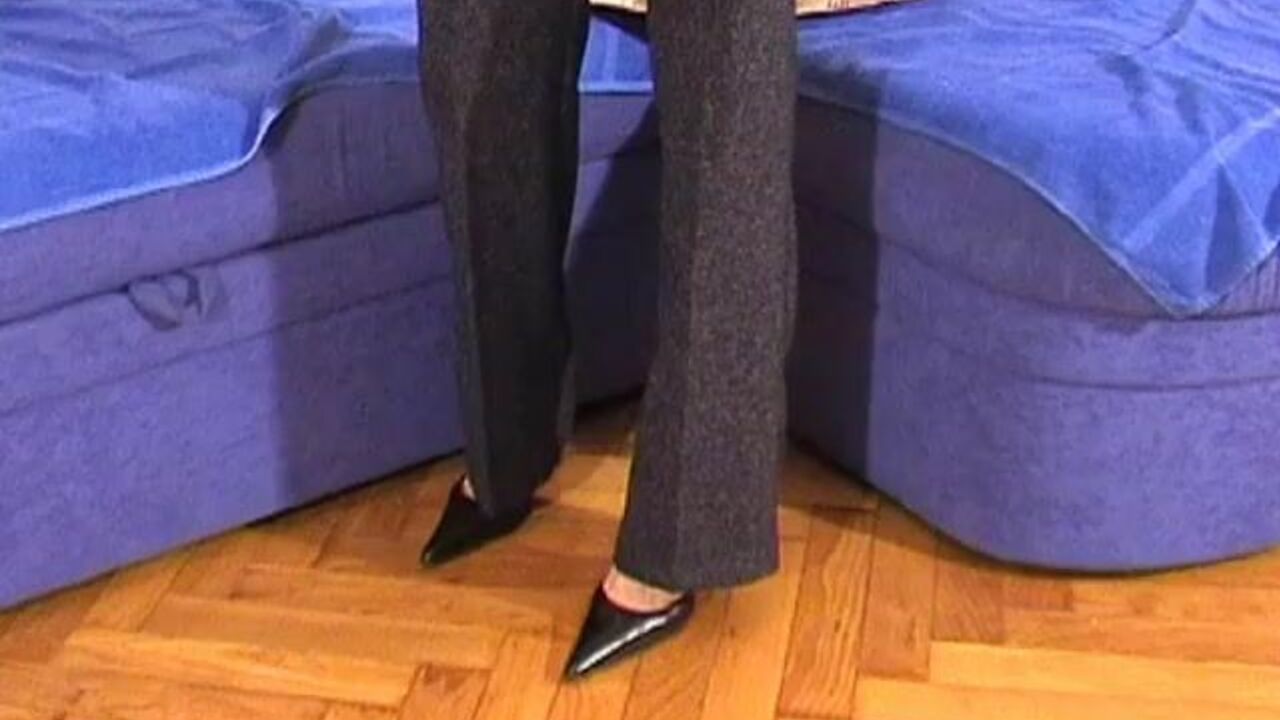 Watch this filthy slut eat her own scat like a pro