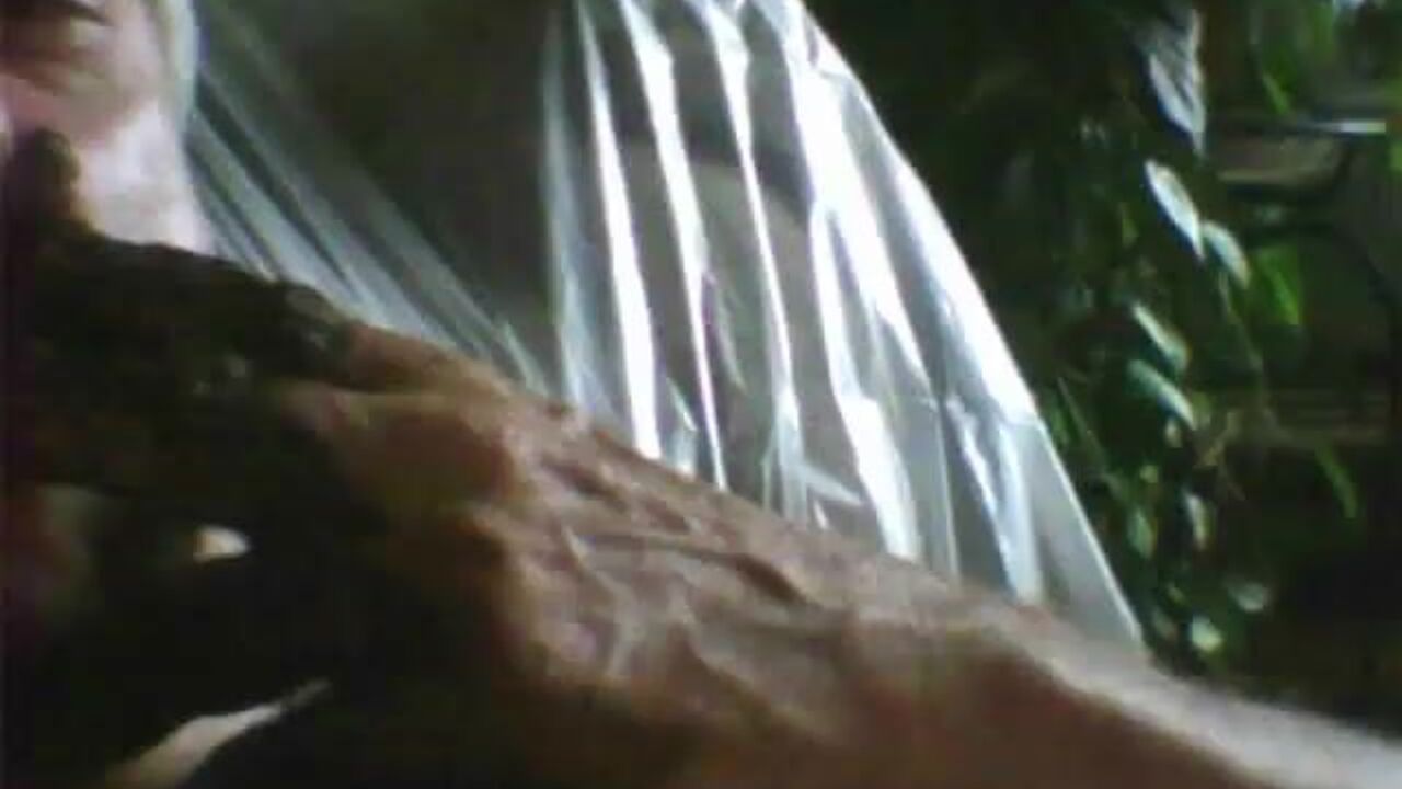 Watch these horny scat babes relax and enjoy scat play in hot porn videos