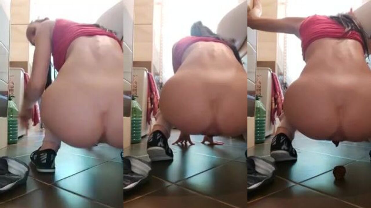 Get ready for a wild ride as this kinky babe gets her pussy and ass filled with warm pee