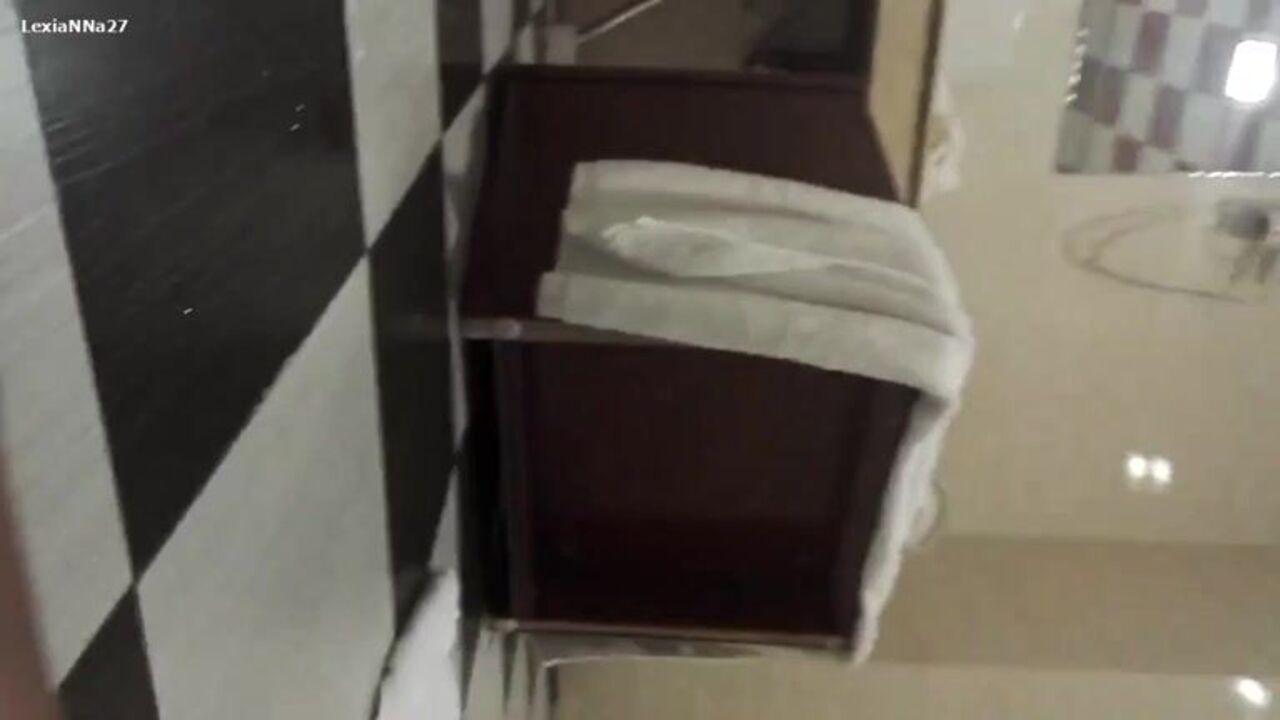 Watch this Chinese slut take loads in her mouth after a steamy scat session