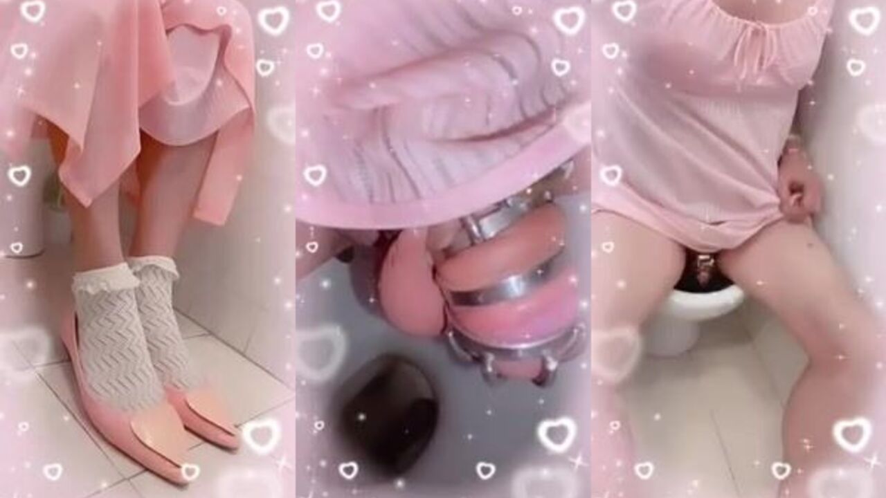 Watch this sissy get a hot pissing and dirty morning in Merde