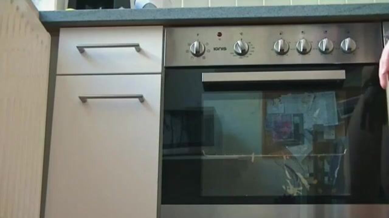 Watch this scatty porn video of a filthy slut getting off in a variety of ways