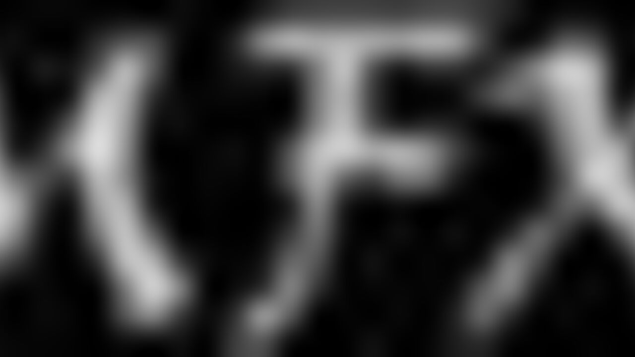 Watch these gorgeous Lesbians fart and moan in their own scat videos