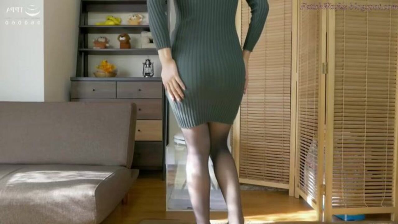 Watch scat porn with Waifu, Minami's kinky slave who craves to pee all over the place