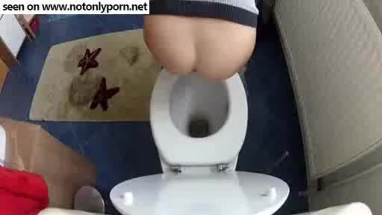Watch this scat porn video of a filthy slut getting pounded and splattered with piss