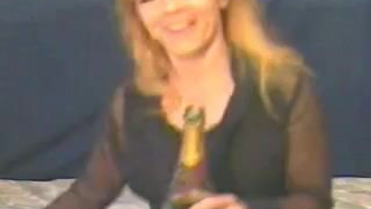 Insatiable scat girl gets dumped and fucked hard in a pooped up video