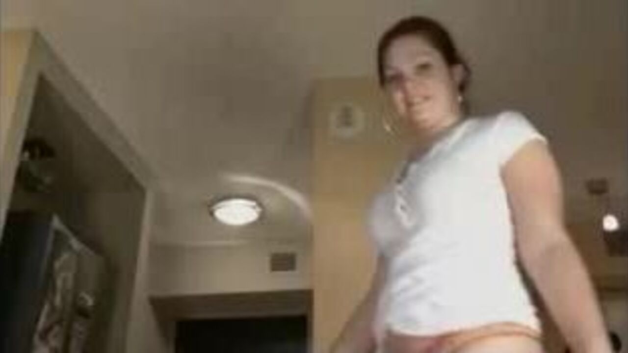 Watch Dita Tabitha Sassy Kristina and Kristina get their scat fix in this filthy scat video