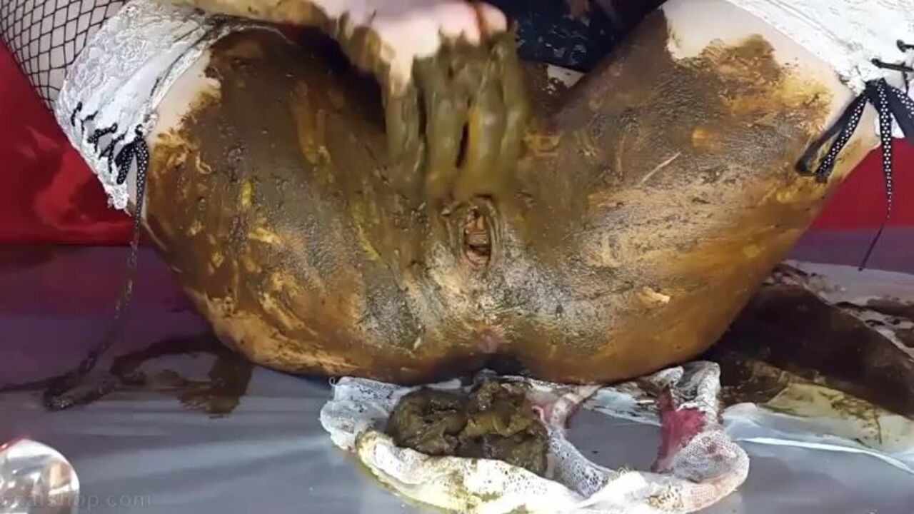 Watch these scat babes get off on their period and scat fetish videos
