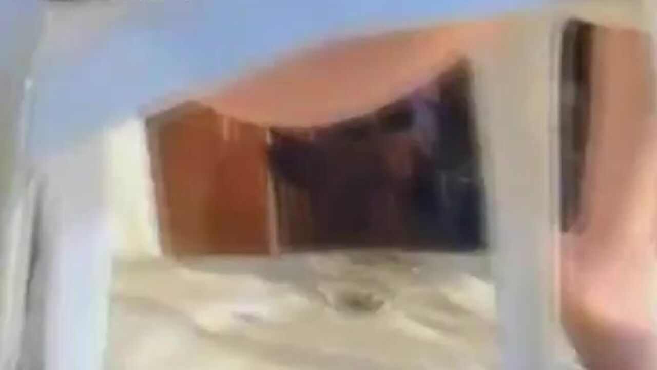 Watch amateur girl get her holes drilled while she's on webcam