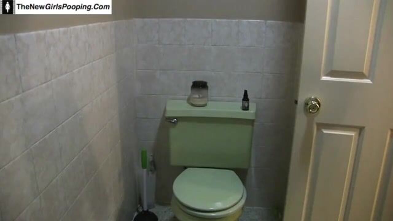 Watch this kinky scat video with a filthy slave girl