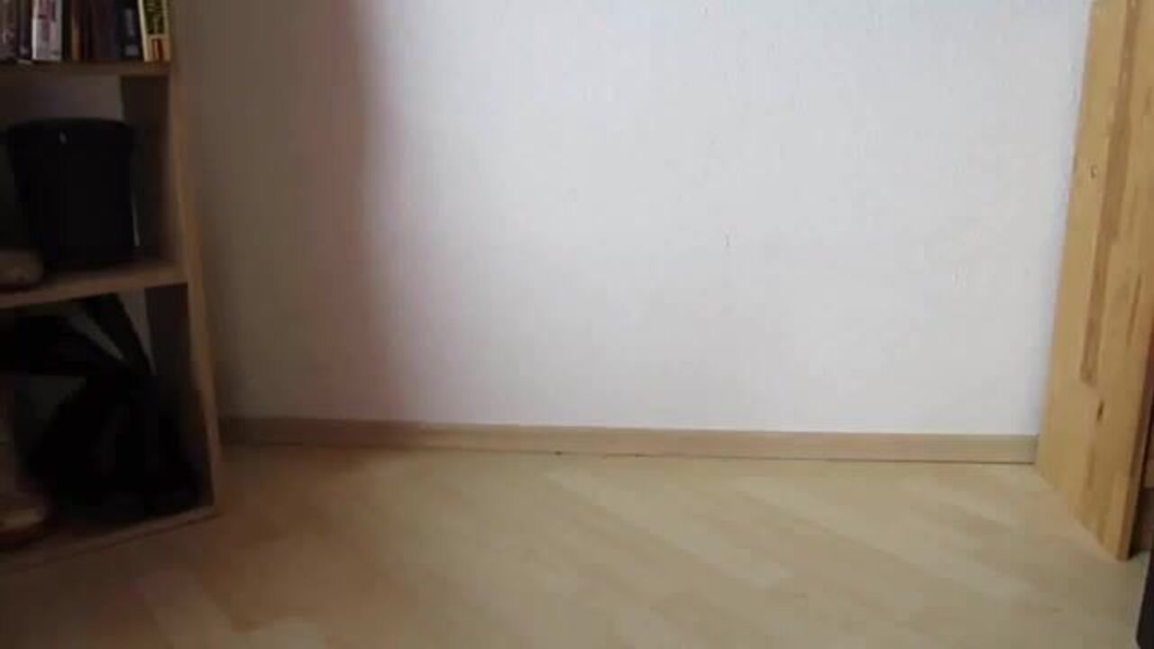 Watch this dirty maid service video of a slutty babe getting her scat stuffed