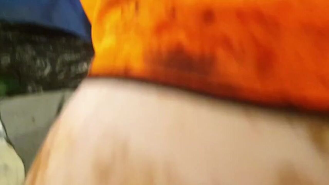 Get ready to drool as this kinky slut gets her scat wet and golden