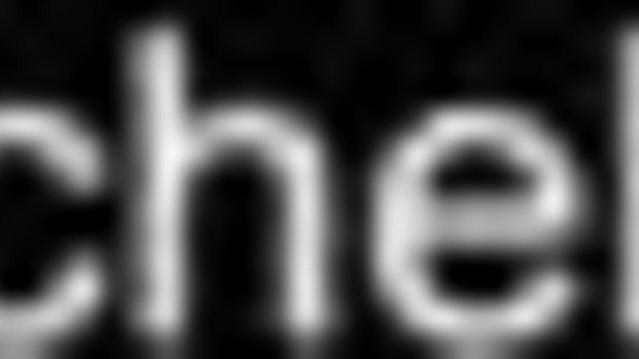 Rachelle2 gets her juicy pussy pounded by kaviar copro while getting her ass stuffed with a huge load of hot jizz