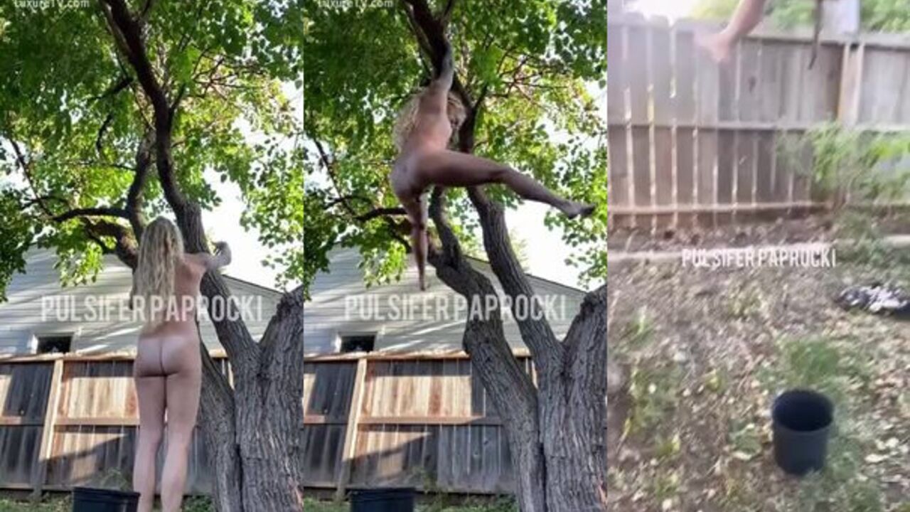 Watch this dirty scat porn video with a horny girl getting her pussy stuffed in a tree