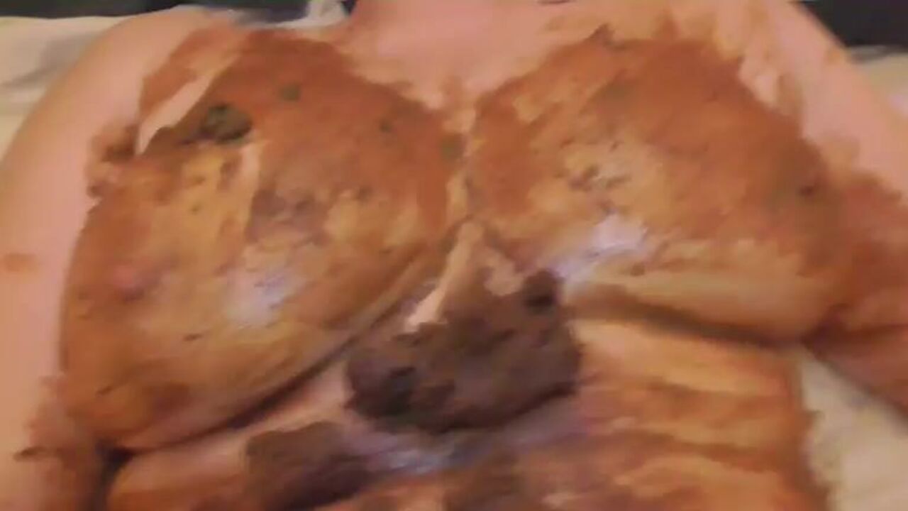 Trimmed up slut gets her scat fetish fulfilled in this shitting porn video