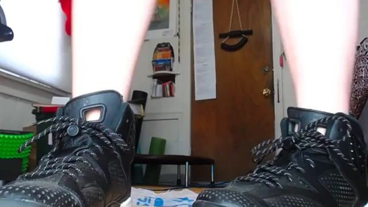 Big load surprises newbie in scat porn video