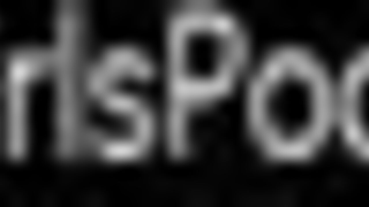 Get ready for some intense scat action with 3 diarrhea-filled videos of porno girls getting it hard