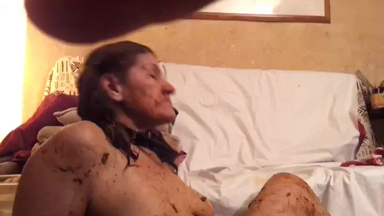 Watch as these kinky scats get foot and pussy fucked to orgasm in this end-of-the-line porno