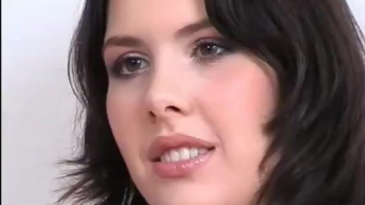 Dirty couple smashes their way through a sticky scat load