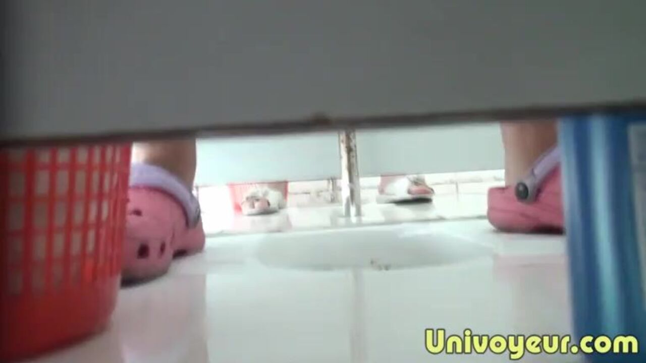 Chinese girl caught peeing and getting her pussy pooped on scat porn