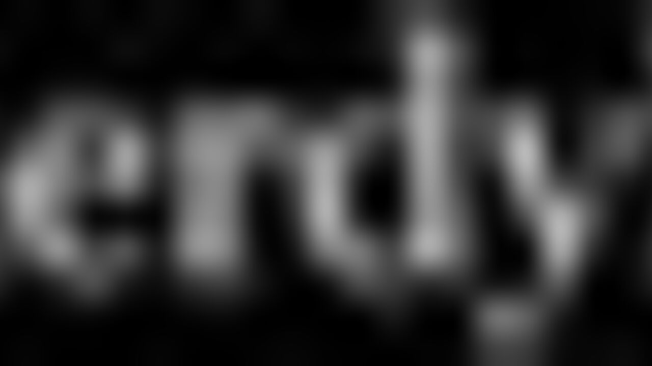 Scat porn with a soft side: The Softer Side of Scat