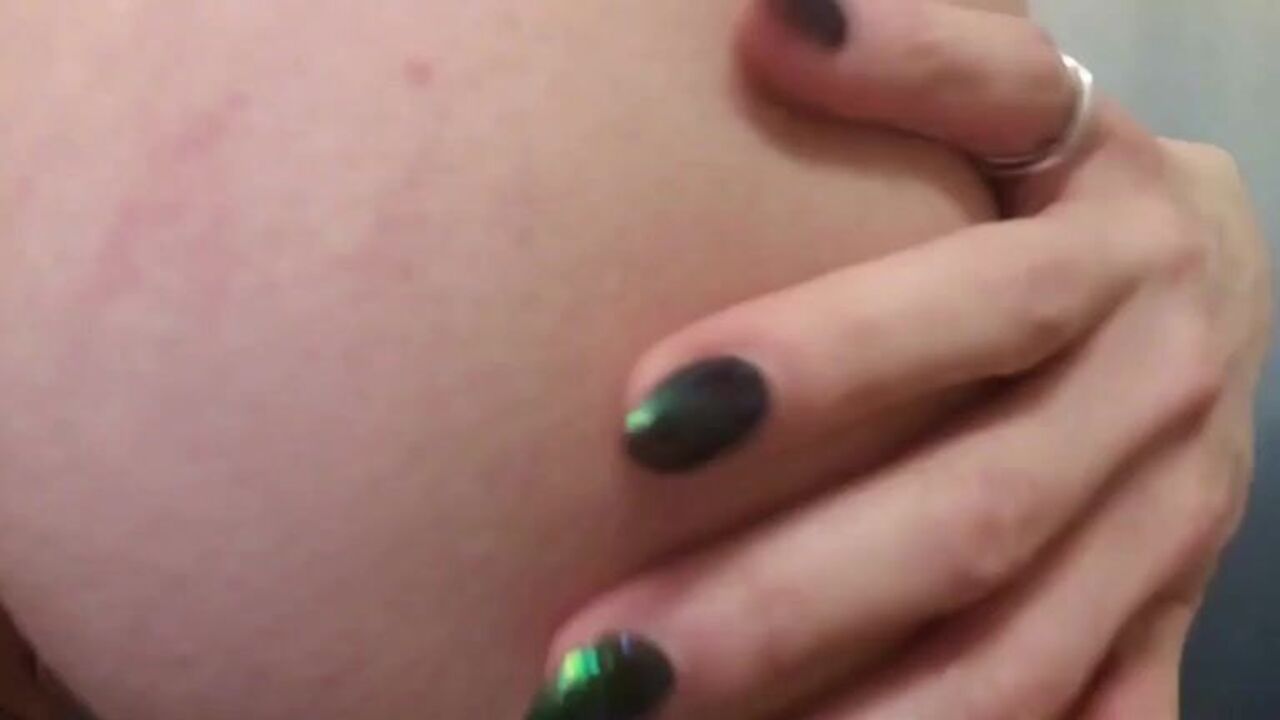 Up Close: Watch This Scat Piss-soaked Piss-Fucking Action with a Kinky Scat Girl