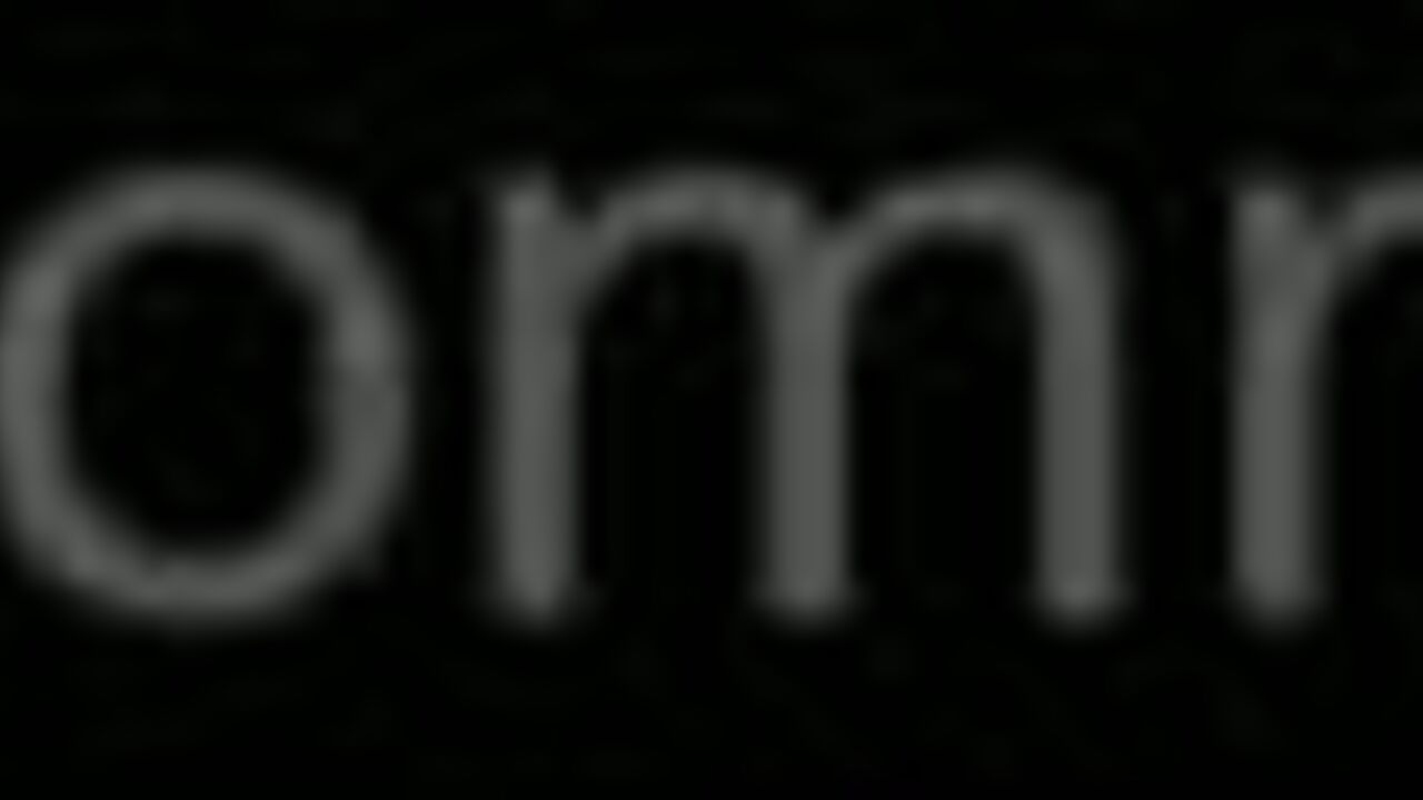 Watch me worship that ass like a true mistress