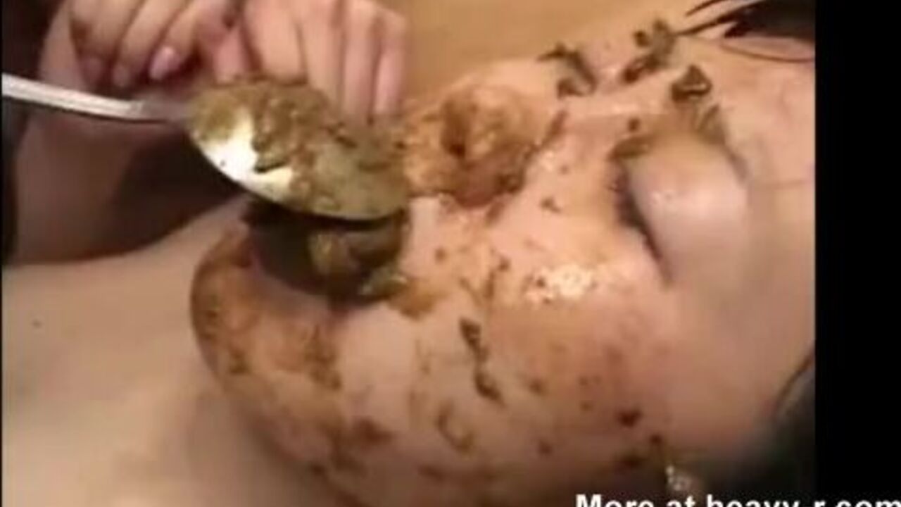 Watch as this t girl gets her Japanese pussy fed with scat