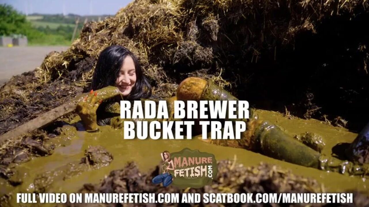 Rada Brewer's farm is a breeding ground for masturbation & cumming in cow- shit