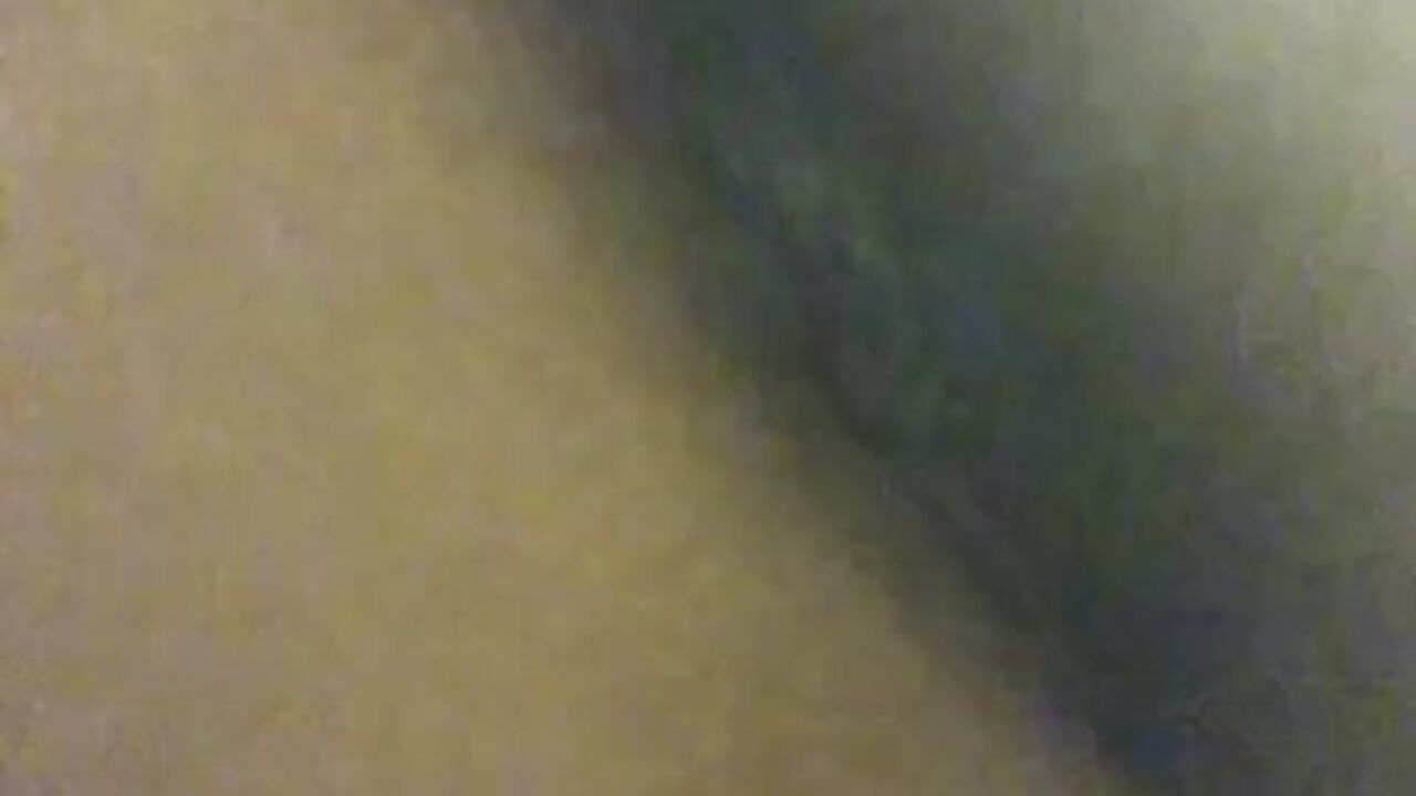 Watch me fart before taking a deep shitter in my scat video