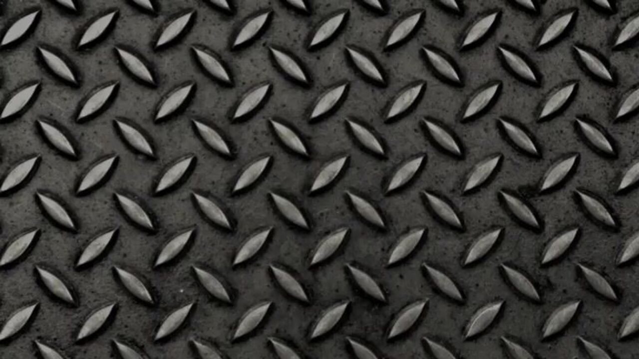 Watch these horny women play with their scat like there's no tomorrow