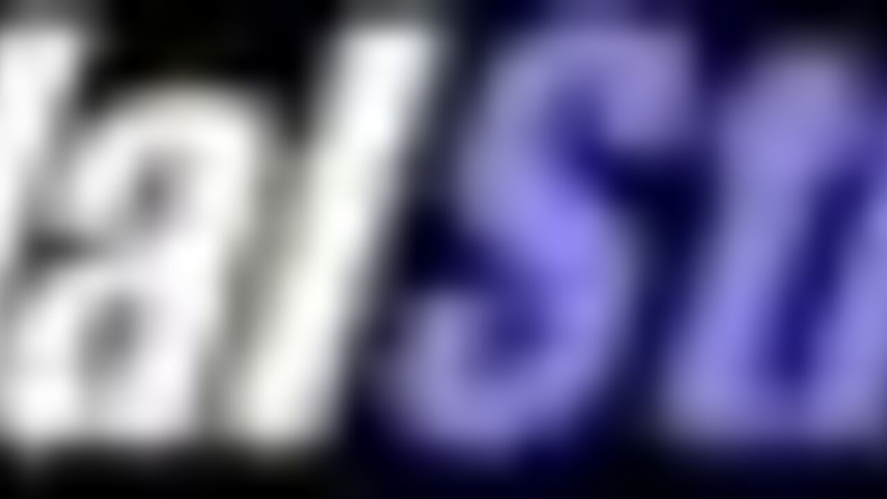 Watch this kinky scat porn video with a kinky scat girl getting her pussy and ass pumped full of piss