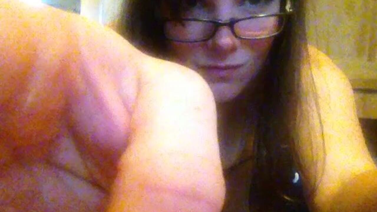 Watch this kinky scat pornstar get off while playing with her scat and getting off