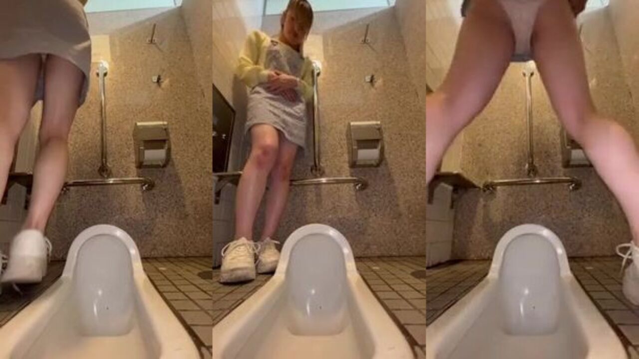 Watch this kinky slut scat like a wild animal in this wild scat video