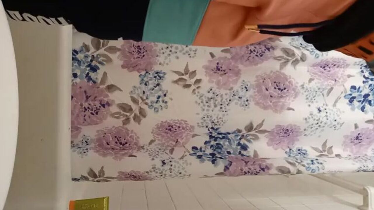 Watch scat porn featuring a filthy slut getting her holes drilled in a scat video