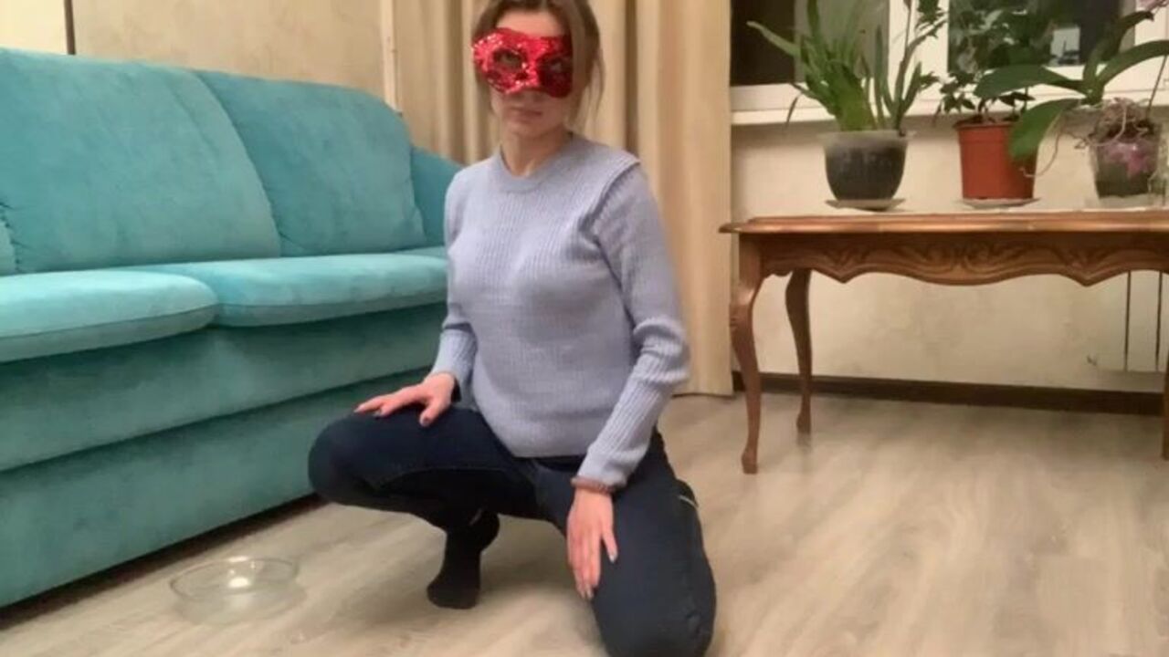 Rouge slut gets a hardcore scat pounding in this poop porn video