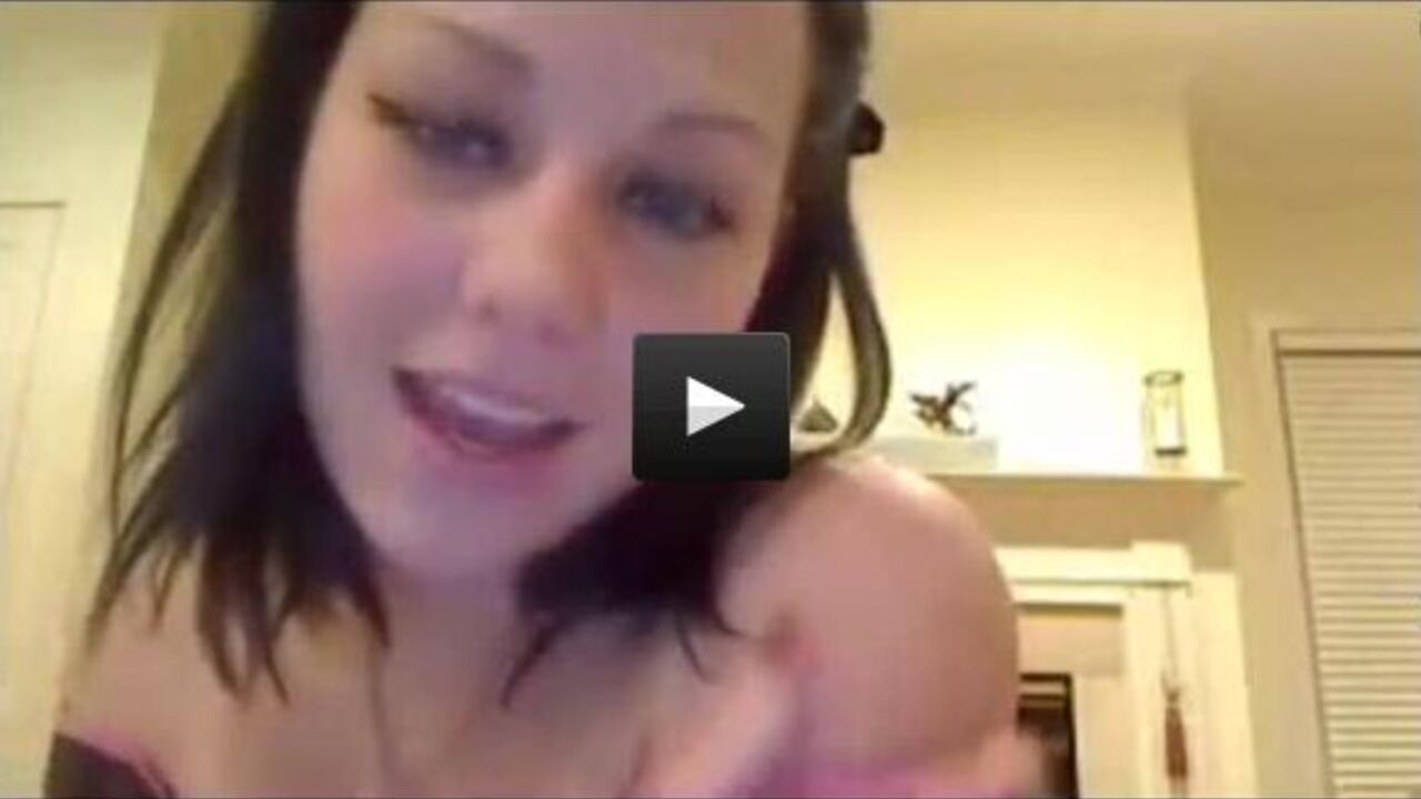 Jessica Carboro gets down and dirty in her scat fetish video