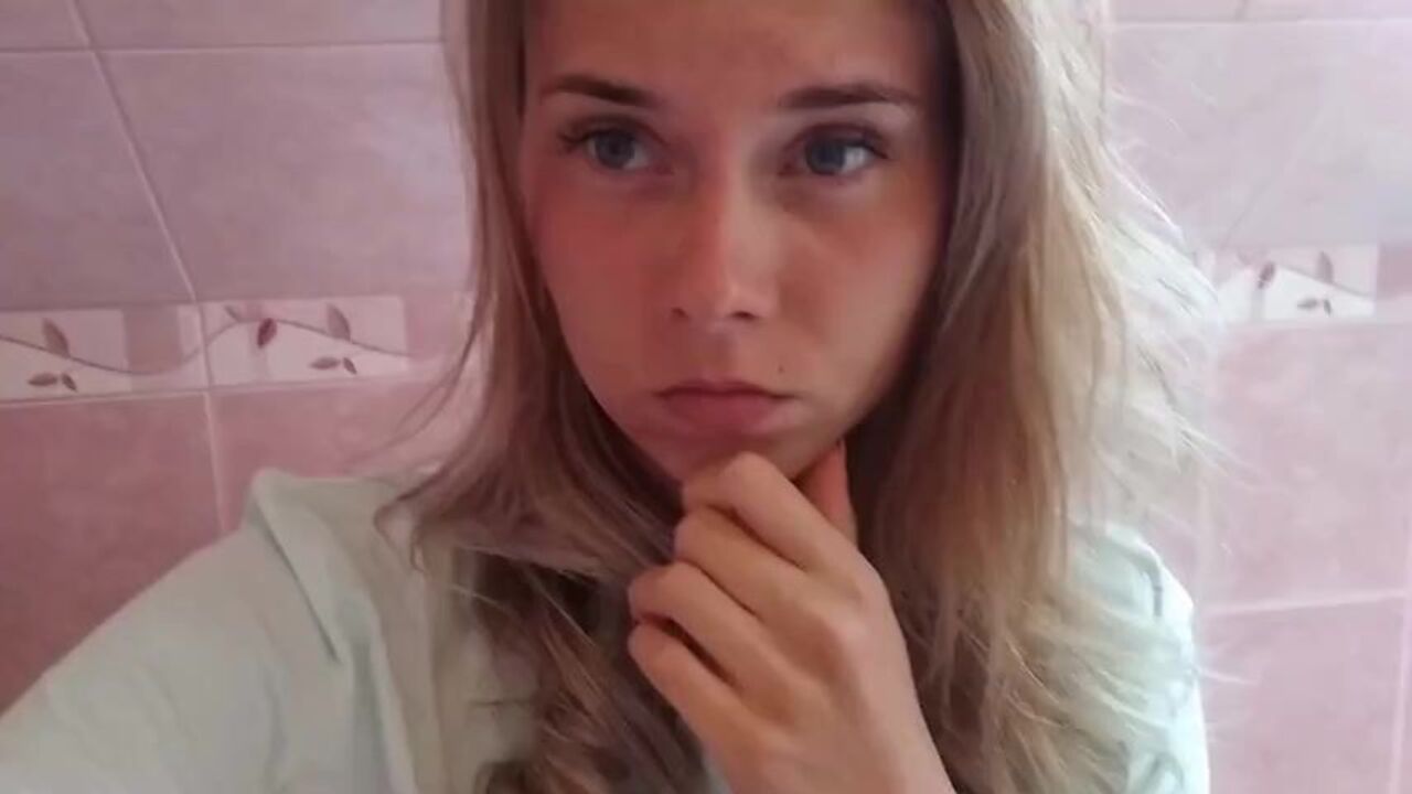 Watch this dirty milf take it all in her scat with dildos & anal play