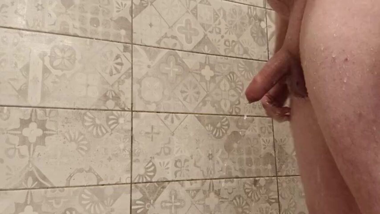 Watch this kinky scat play out in the shower with an accidentally dirty twist
