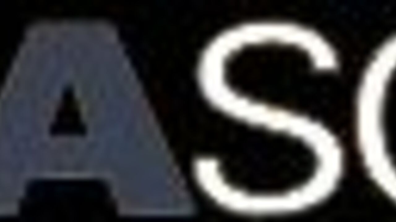 Watch this scat porn video of a filthy slut getting her ass drilled hard in a scat porn video