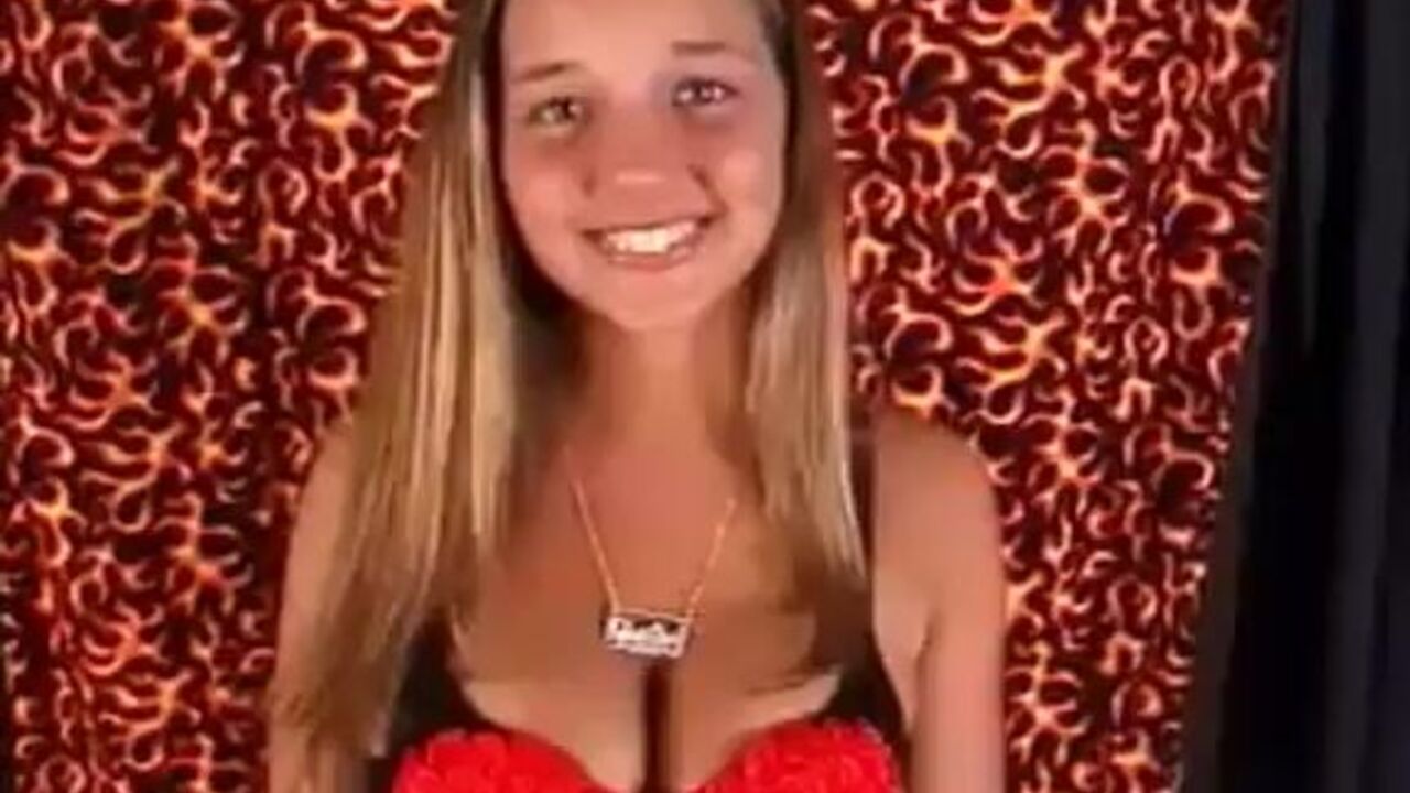 Christina Model's vintage scat porn with heels on