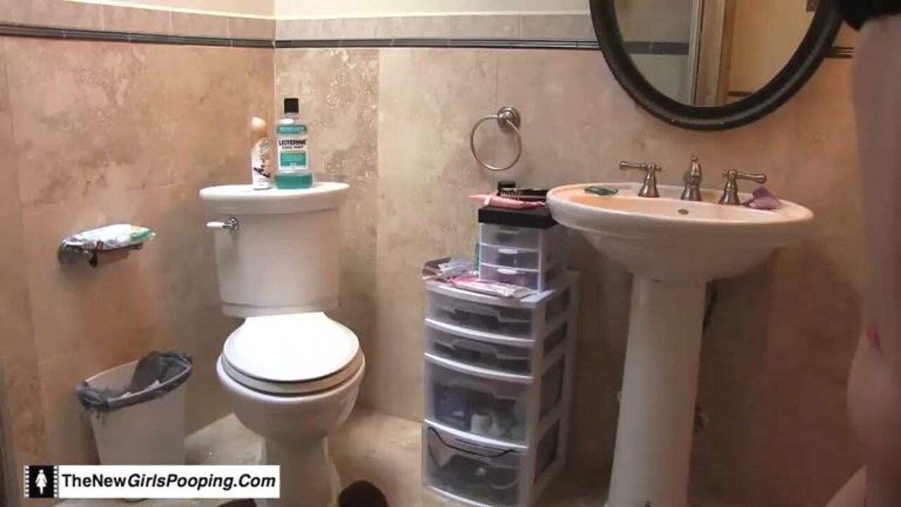 Adriana-bikini's kinky fetish for scat porn is the stuff of legend