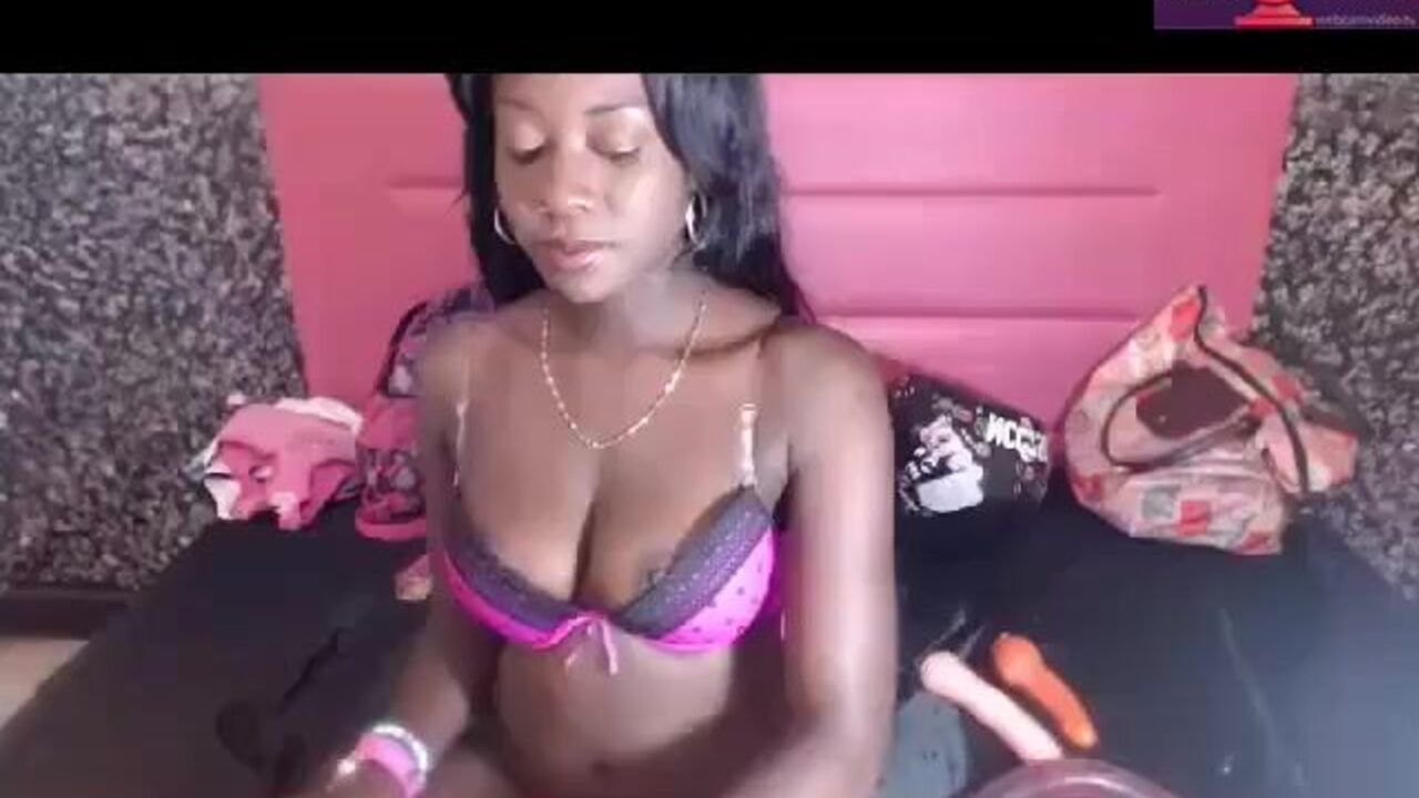 Watch this kinky ebony slut scat and get off to her own private video