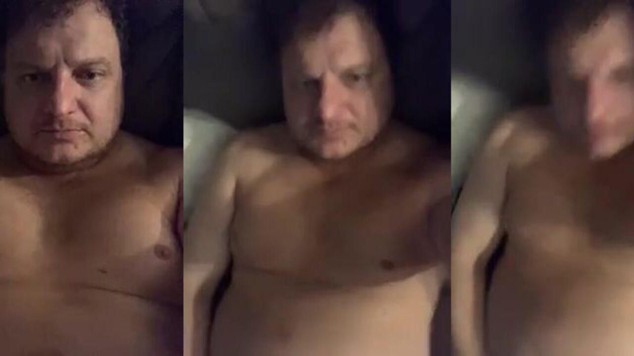 Watch this slutty eater get addicted to scat and get her holes stuffed