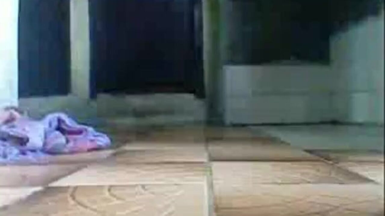 Blindfolded Scat Girls Eats Their Own Jizz On Floor