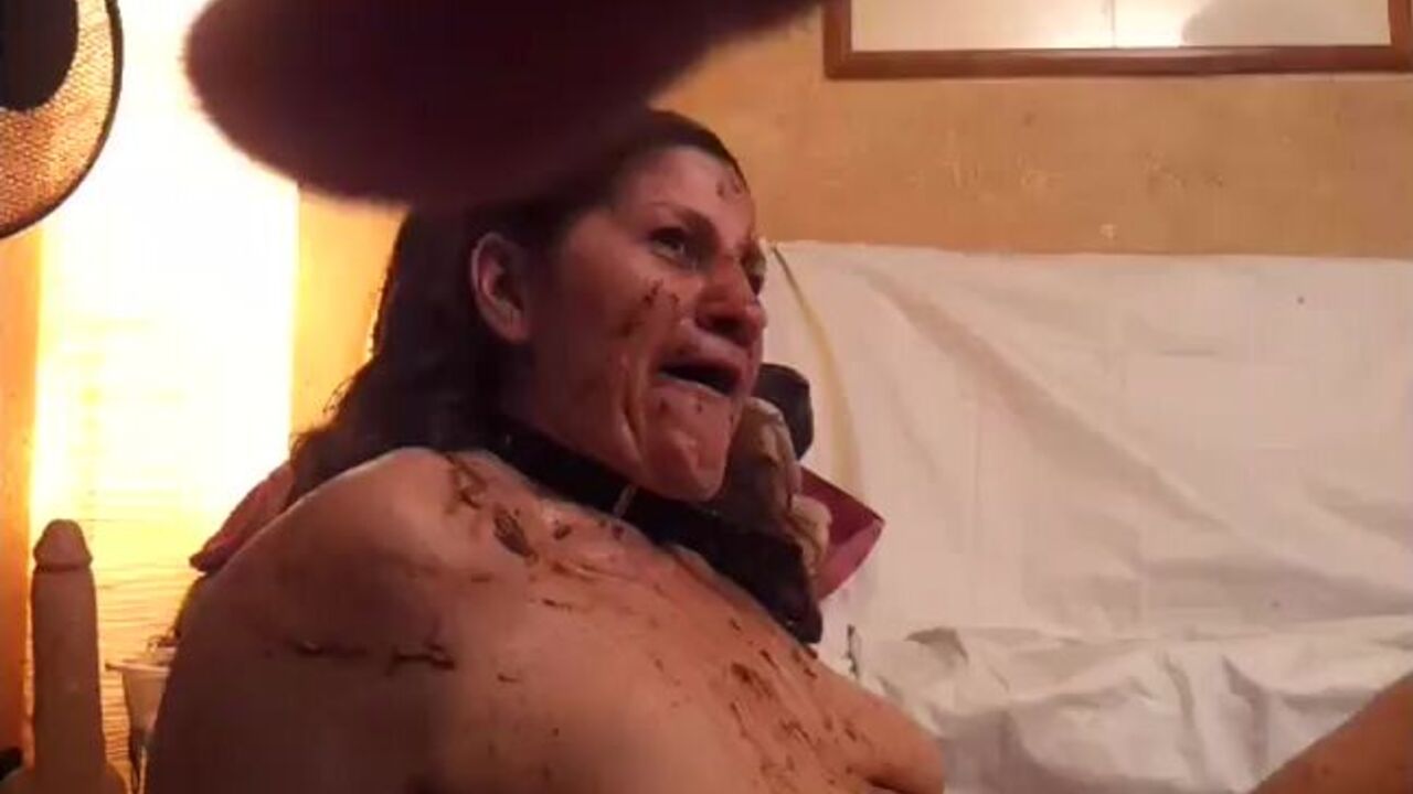 Mr. Fog & Elle's dirty scat play - For Good Measure - Part 1