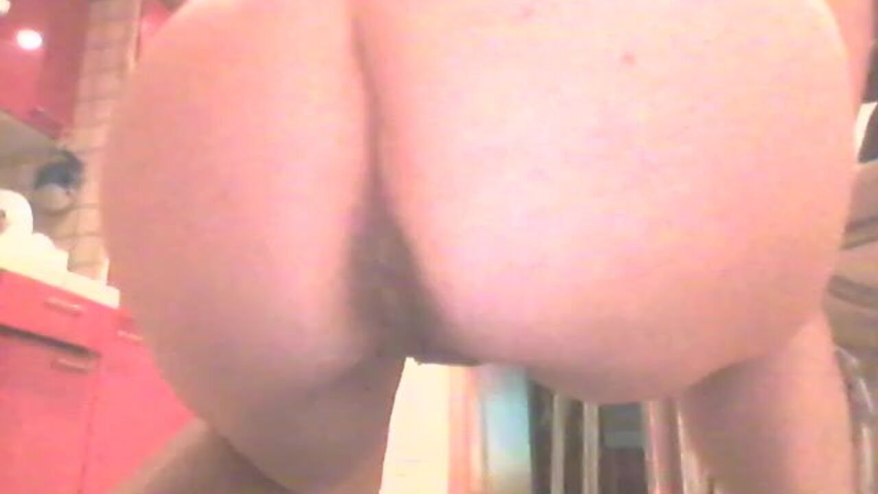 Watch this filthy MILF get her scat stuffed and show off her filthy side