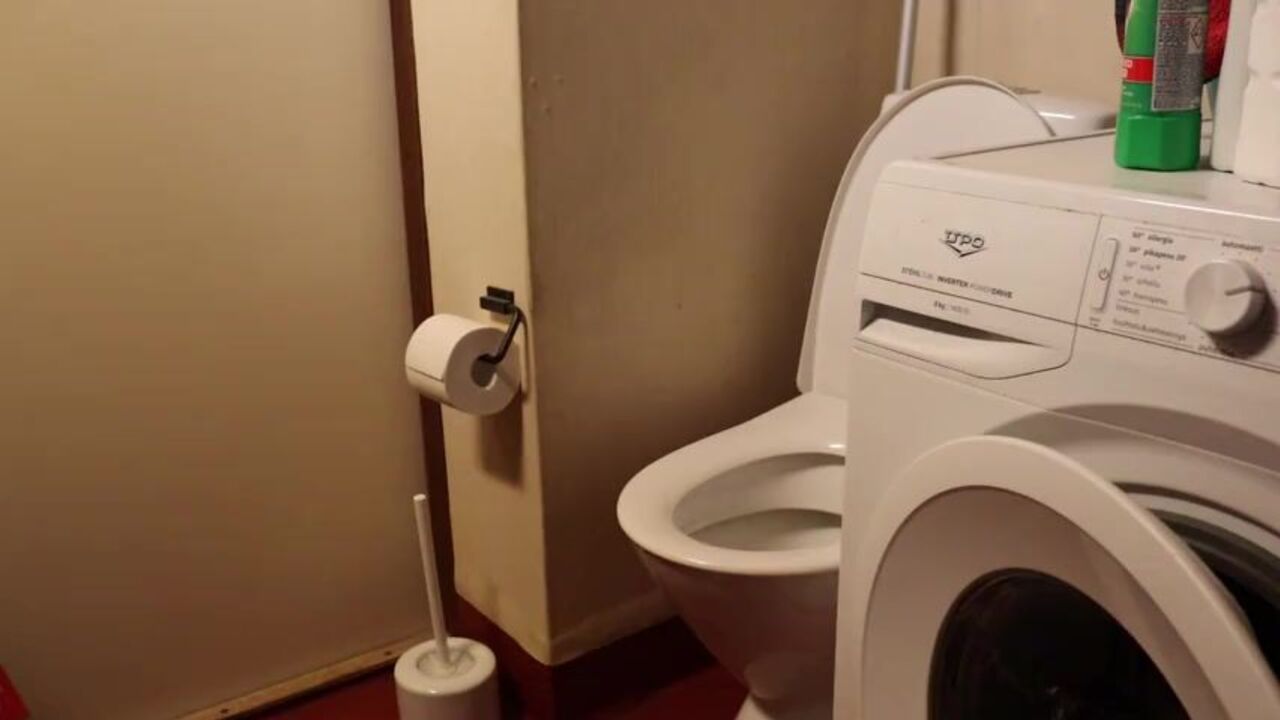 Watch as a leather-clad amateur shits on his own scat while savoring every last drop