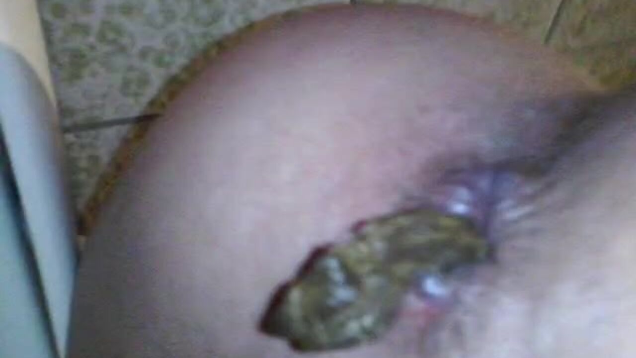 Camgirl gets her scat pounded in a wild and filthy video